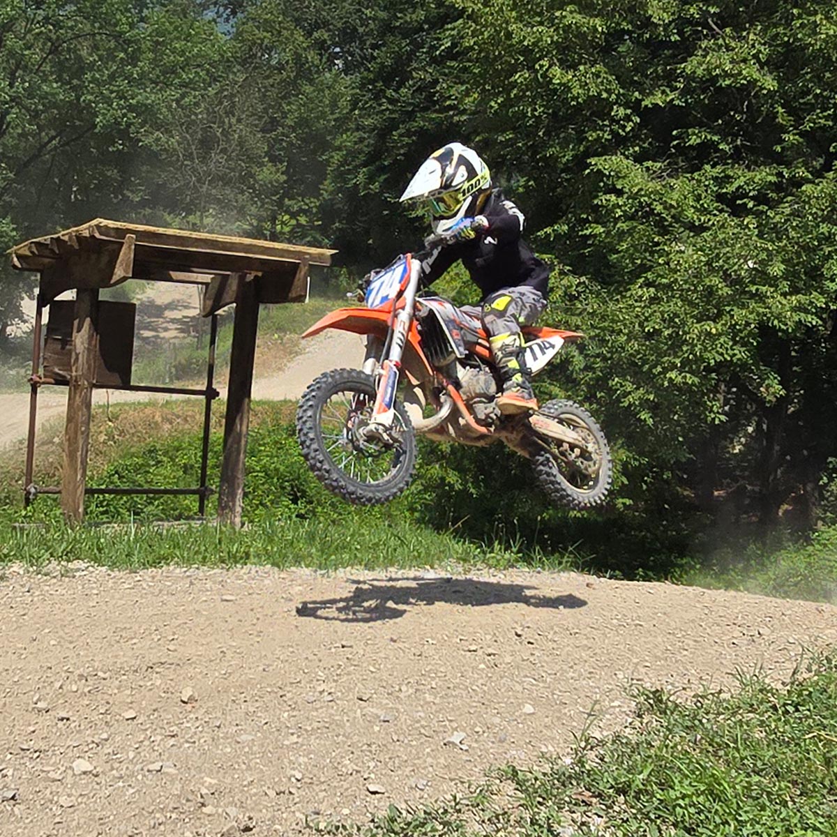 Allenamento di motocross al Moto Club Tenno – giugno